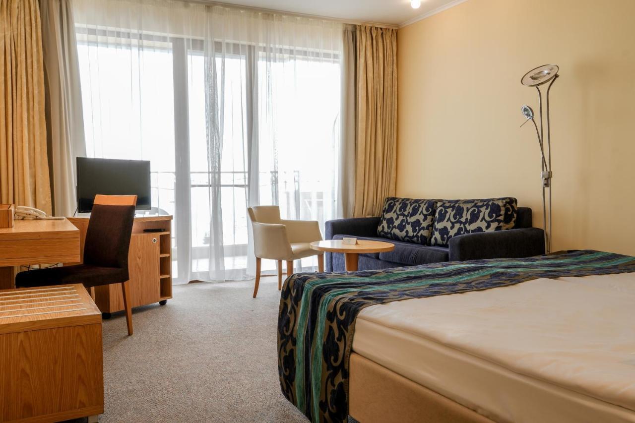 Kaliakra Beach Hotel Albena Extérieur photo